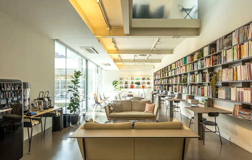 새로워져 더 좋은 ‘그 곳’ 